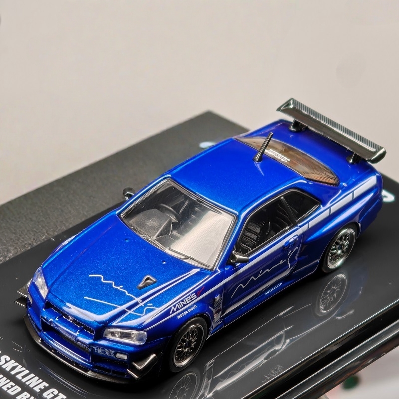 INNO64 1:64 MINE‘S R34 V-SPEC  - Model Kit R34 reseña y precio
