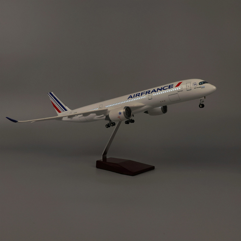 Modelo de Avión Air France A35 - Model Kit Ixchel reseña y precio
